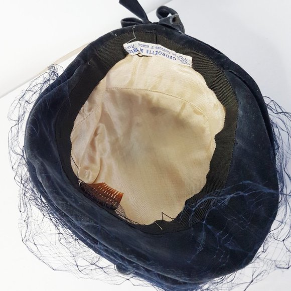 1950s Vintage Luxury Paris Blue Velvet Hat, Georgette de Treze Paris Velvet Hat - Picture 8 of 10